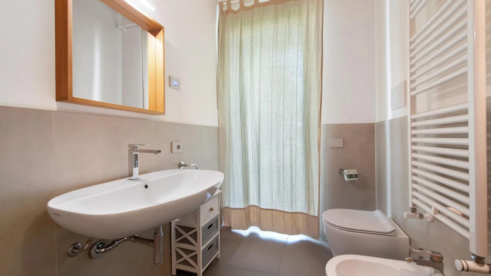 Villa Carlotta - Porto Portese San Felice del Benaco Itália